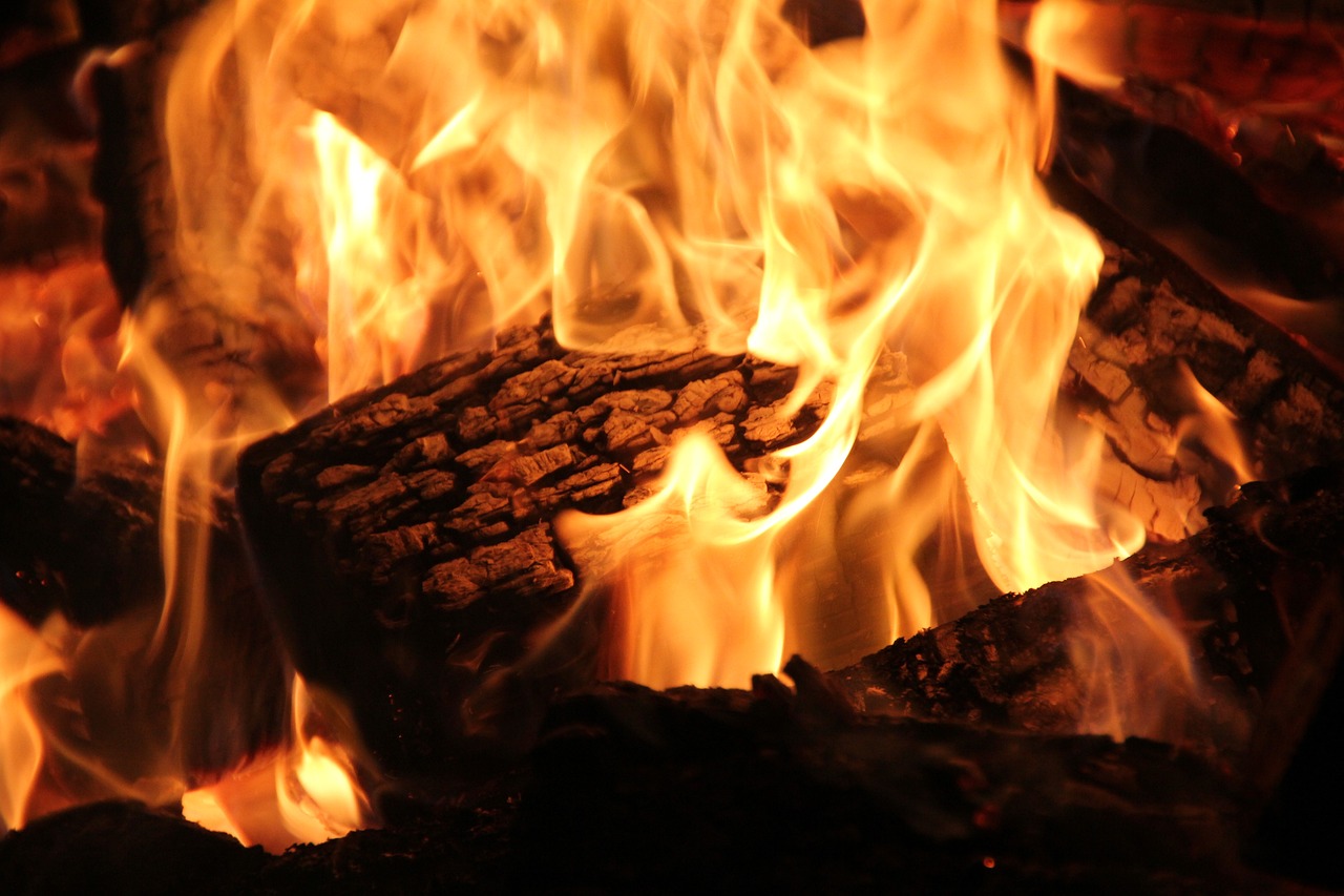 Professional Fireplace Cleaning Services In Alhambra California